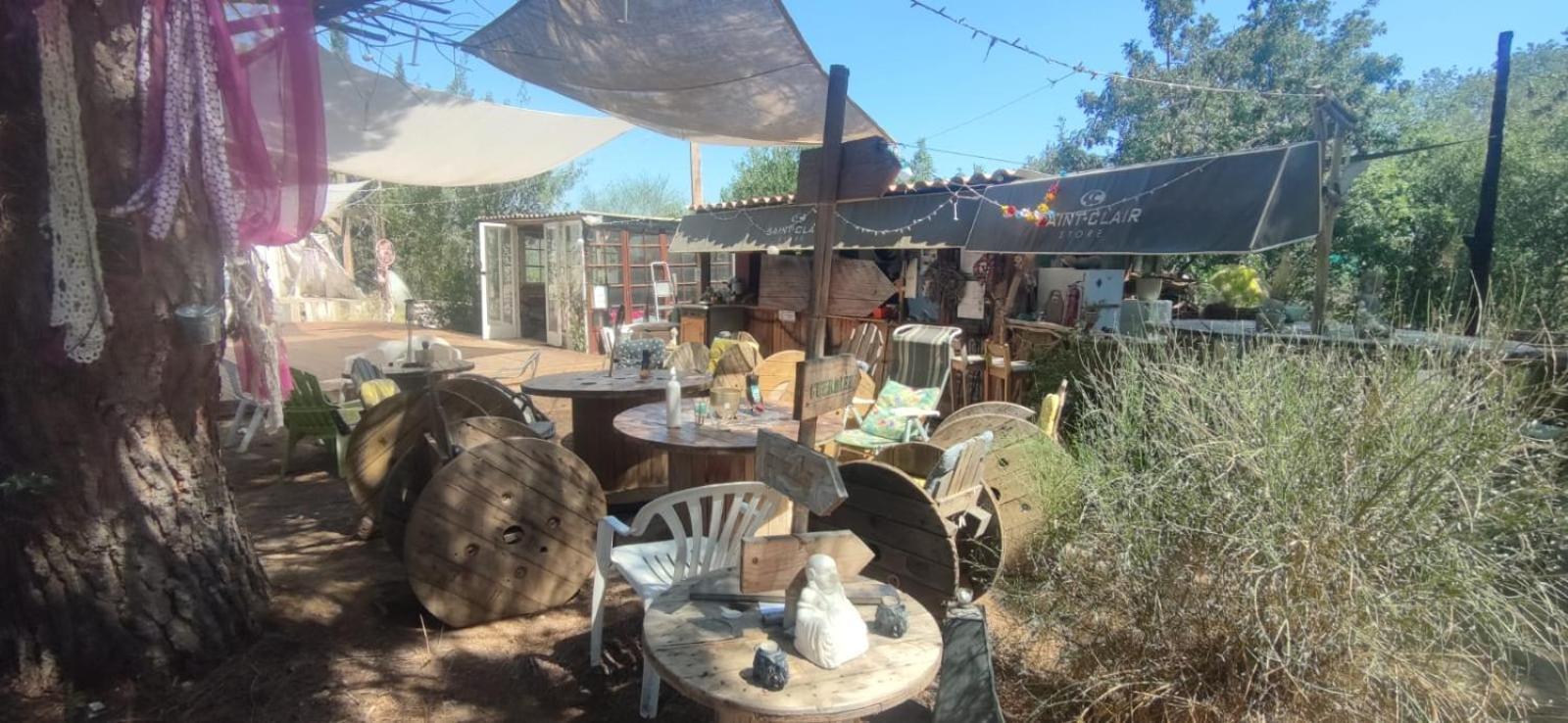 Mobilhome Vintage Dans Camping A La Ferme Ponteilla Exterior foto